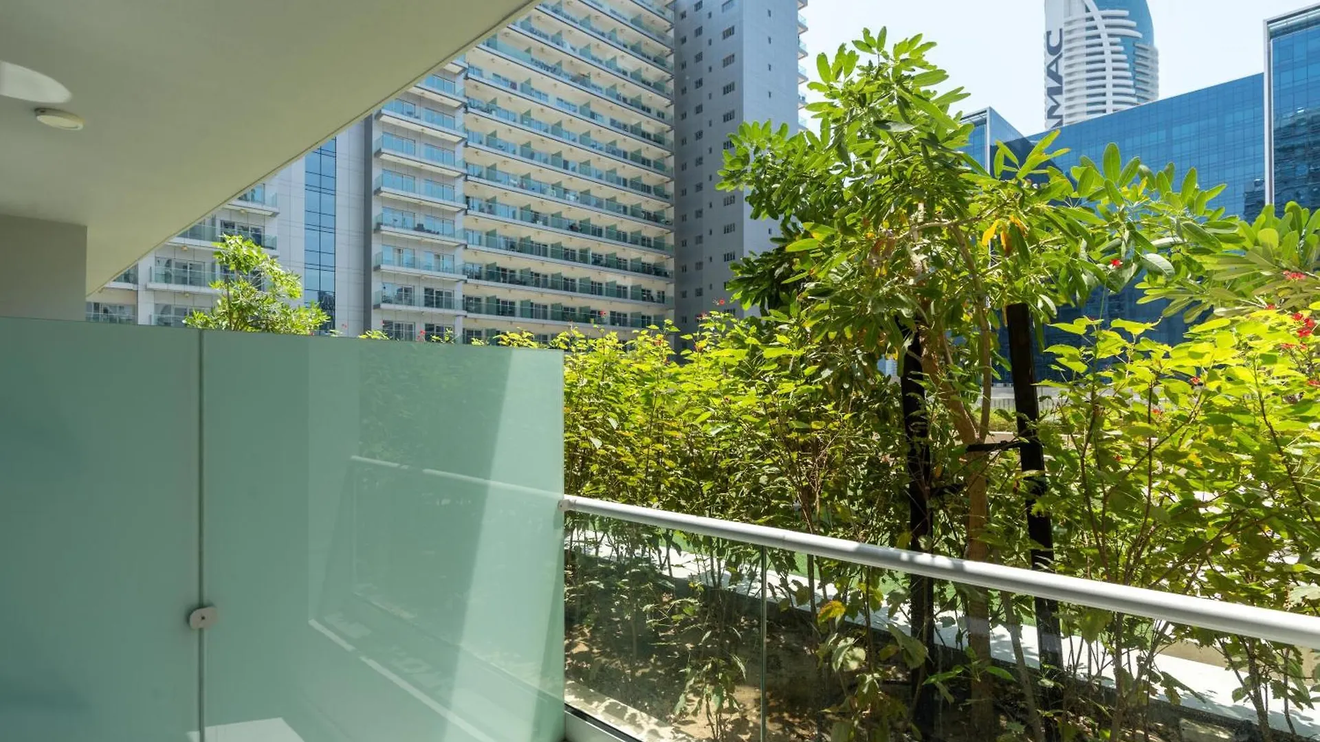 White Sage- Damac Vera Residences 417 Dubai 0*,